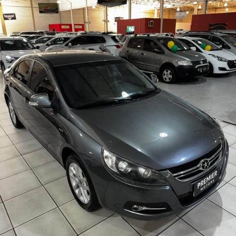 JAC J5 Sedan 1.5 16V 4P, Foto 3