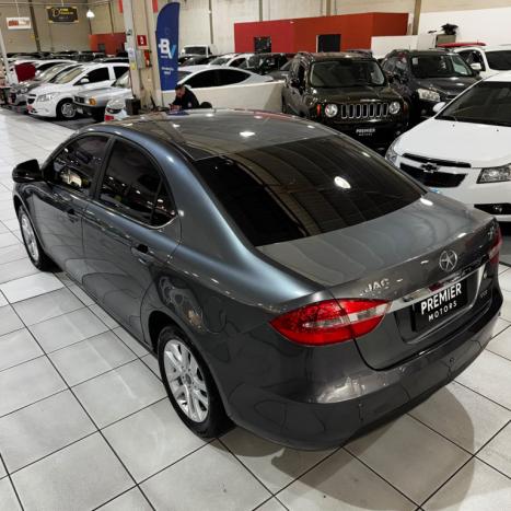 JAC J5 Sedan 1.5 16V 4P, Foto 7