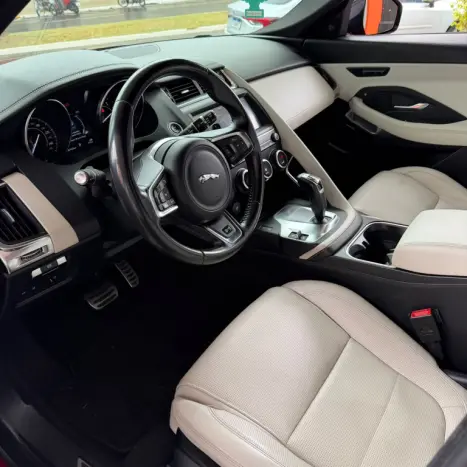 JAGUAR E-Pace 2.0 16V 4P P300 R-DYNAMIC S AWD TURBO AUTOM�TICO, Foto 9