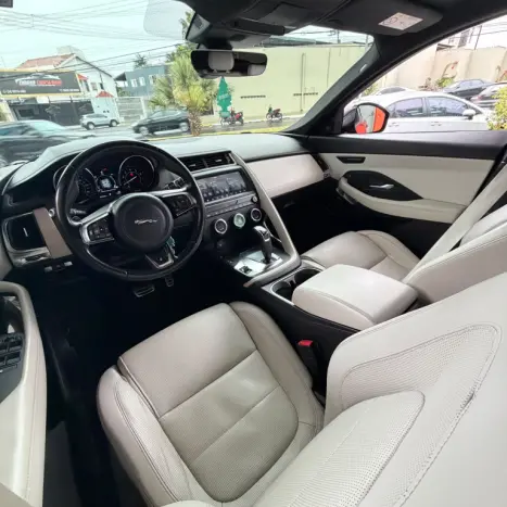 JAGUAR E-Pace 2.0 16V 4P P300 R-DYNAMIC S AWD TURBO AUTOM�TICO, Foto 12