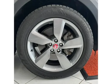 JAGUAR E-Pace , Foto 15