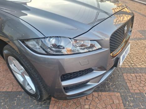 JAGUAR F-Pace 2.0 16V 4P AWD INGENIUM PRESTIGE TURBO AUTOM�TICO, Foto 8