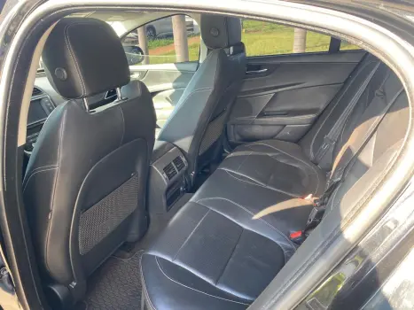 JAGUAR XE 2.0 16V 4P SI4 R-SPORT TURBO AUTOMTICO, Foto 12