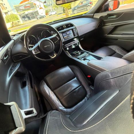 JAGUAR XE 2.0 16V 4P R-SPORT 250 TURBO AUTOM�TICO, Foto 12
