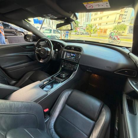 JAGUAR XE 2.0 16V 4P R-SPORT 250 TURBO AUTOM�TICO, Foto 14