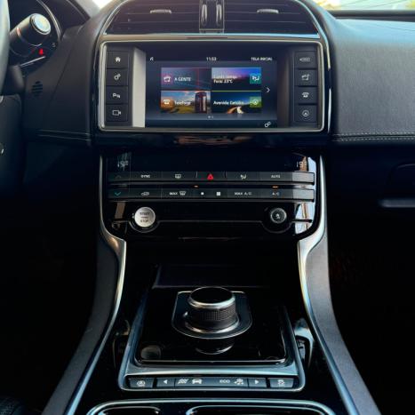JAGUAR XE 2.0 16V 4P R-SPORT 250 TURBO AUTOM�TICO, Foto 16