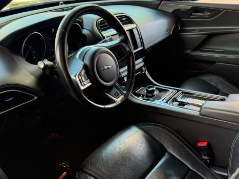JAGUAR XE 2.0 16V 4P SI4 R-SPORT TURBO AUTOMÁTICO, Foto 9