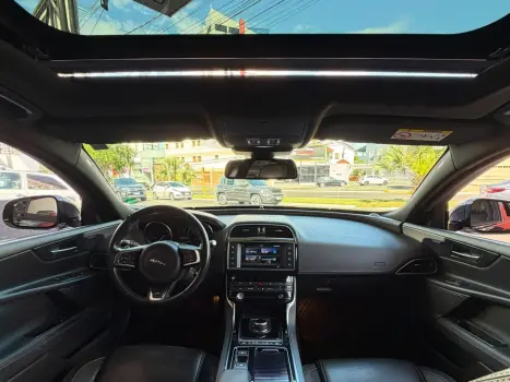 JAGUAR XE 2.0 16V 4P SI4 R-SPORT TURBO AUTOMÁTICO, Foto 14