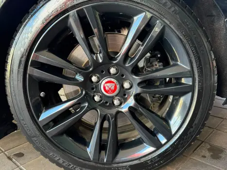 JAGUAR XE 2.0 16V 4P SI4 R-SPORT TURBO AUTOMÁTICO, Foto 17
