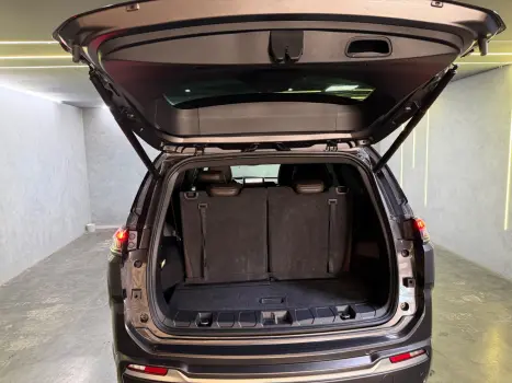 JEEP Commander 1.3 16V 4P FLEX T270 OVERLAND TURBO AUTOM�TICO AT6, Foto 8