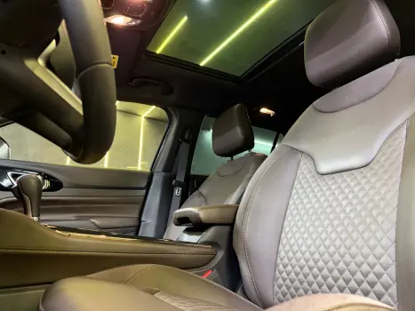JEEP Commander 1.3 16V 4P FLEX T270 OVERLAND TURBO AUTOM�TICO AT6, Foto 14