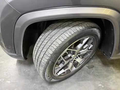 JEEP Commander 1.3 16V 4P FLEX T270 OVERLAND TURBO AUTOM�TICO AT6, Foto 18