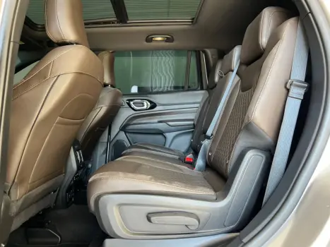 JEEP Commander 1.3 16V 4P FLEX T270 OVERLAND TURBO AUTOM�TICO AT6, Foto 8