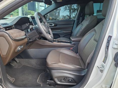 JEEP Commander 1.3 16V 4P FLEX T270 OVERLAND TURBO AUTOMÁTICO AT6, Foto 14