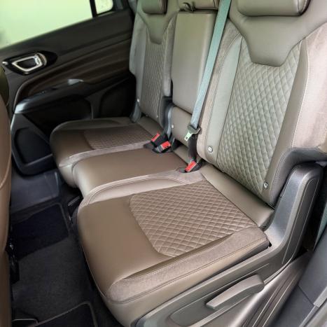 JEEP Commander 2.0 16V 4P TD380 OVERLAND 4X4 TURBO DIESEL AUTOM�TICO AT9, Foto 14