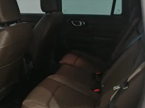 JEEP Commander 2.0 16V 4P HURRICANE 4 TURBO OVERLAND AUTOM�TICO, Foto 11