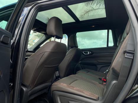 JEEP Commander 2.0 16V 4P TD380 OVERLAND TURBO DIESEL AUTOM�TICO, Foto 13