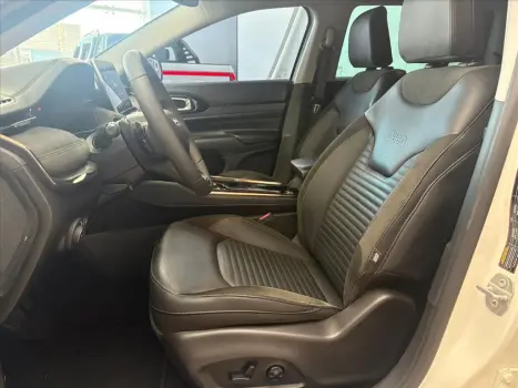 JEEP Commander 2.0 16V 4P TD380 LIMITED TURBO DIESEL AUTOM�TICO AT9, Foto 10