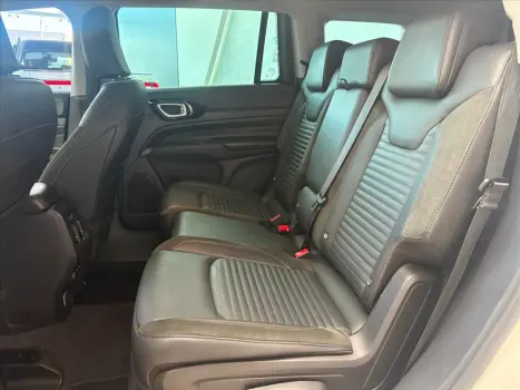 JEEP Commander 2.0 16V 4P TD380 LIMITED TURBO DIESEL AUTOM�TICO AT9, Foto 13