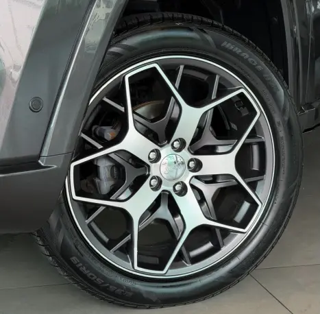 JEEP Commander 2.0 16V 4P TD380 OVERLAND 4X4 TURBO DIESEL AUTOM�TICO AT9, Foto 16