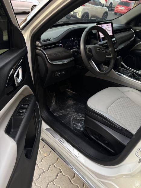 JEEP Commander 2.0 16V 4P TD380 OVERLAND 4X4 TURBO DIESEL AUTOM�TICO AT9, Foto 8