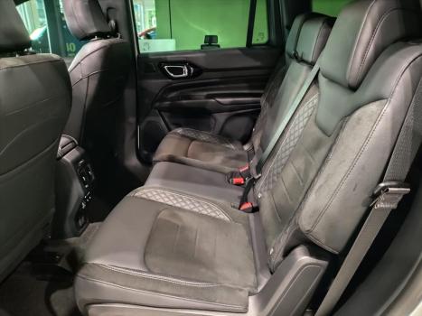 JEEP Commander 2.0 16V 4P HURRICANE 4 TURBO BLACKHAWK AUTOMÁTICO AT9, Foto 14