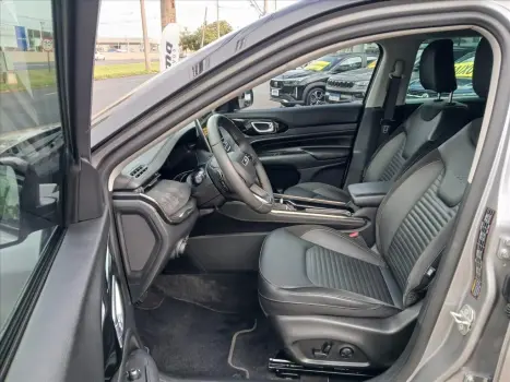 JEEP Commander 2.0 16V 4P TD380 LIMITED TURBO DIESEL AUTOMÁTICO AT9, Foto 4