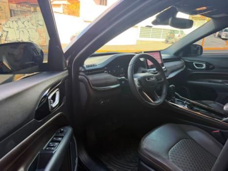 JEEP Commander 2.0 16V 4P TD380 OVERLAND 4X4 TURBO DIESEL AUTOM�TICO AT9, Foto 10