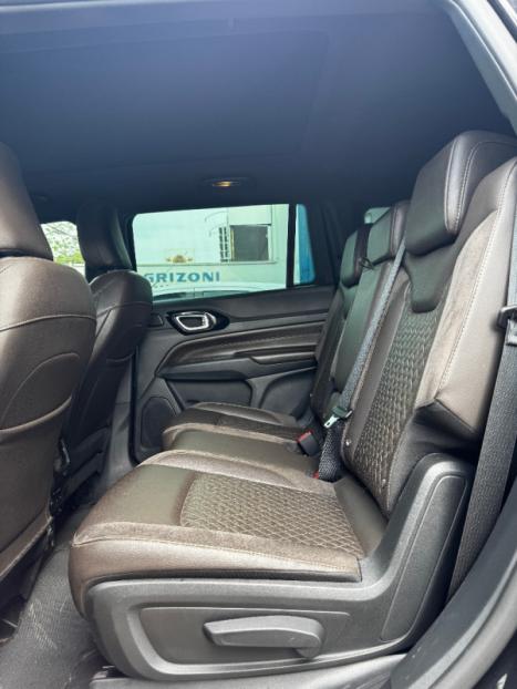 JEEP Commander 2.0 16V 4P TD380 OVERLAND 4X4 TURBO DIESEL AUTOMÁTICO AT9, Foto 9