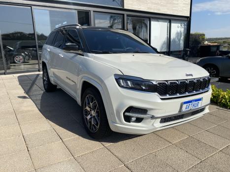 JEEP Commander 2.2 TURBO DIESEL OVERLAND 4X4 AUTOM�TICO AT9, Foto 3