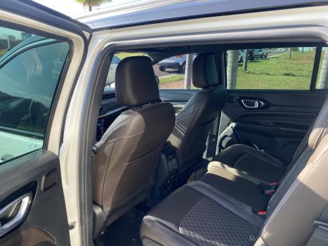 JEEP Commander 2.2 TURBO DIESEL OVERLAND 4X4 AUTOM�TICO AT9, Foto 10