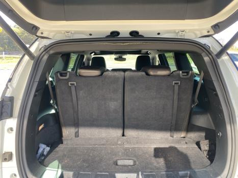 JEEP Commander 2.2 TURBO DIESEL OVERLAND 4X4 AUTOM�TICO AT9, Foto 16