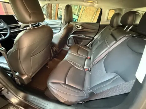 JEEP Compass 1.3 16V 4P FLEX LONGITUDE T270 TURBO AUTOMÁTICO, Foto 7 JEEP Compass 1.3 16V 4P FLEX LONGITUDE T270 TURBO AUTOMÁTICO, Foto 7