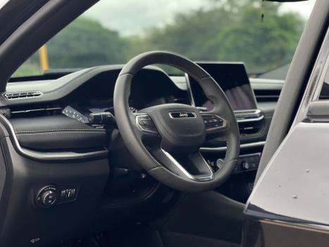 JEEP Compass 1.3 16V 4P FLEX LONGITUDE 80 ANOS T270 TURBO AUTOM�TICO, Foto 9