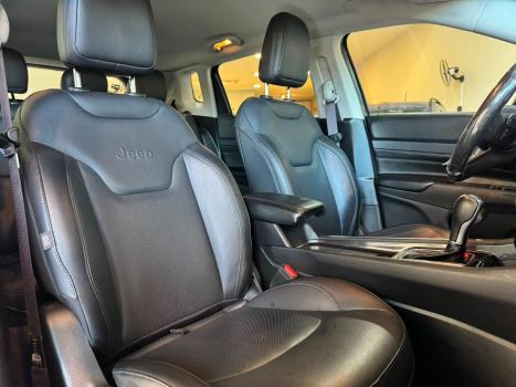 JEEP Compass 1.3 16V 4P FLEX LONGITUDE 80 ANOS T270 TURBO AUTOM�TICO, Foto 8