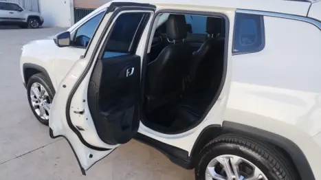 JEEP Compass 2.0 16V 4P 350 LONGITUDE 4X4 TURBO DIESEL AUTOMTICO, Foto 10