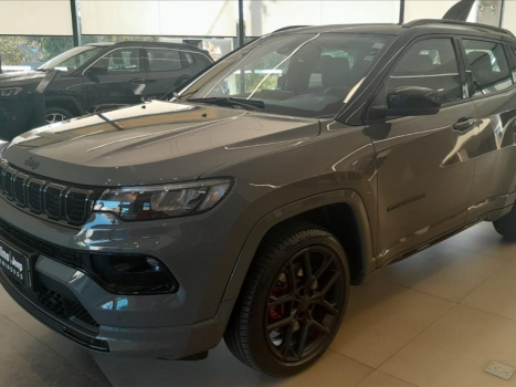 JEEP Compass 2.0 16V 4P HURRICANE 4 TURBO BLACKHAWK AUTOM�TICO AT9, Foto 3