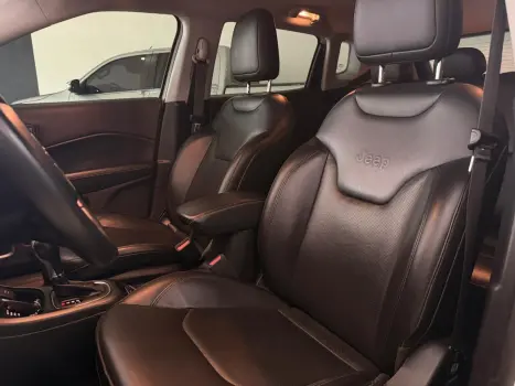 JEEP Compass 2.0 16V 4P LONGITUDE TURBO DIESEL 4X4 AUTOM�TICO, Foto 6