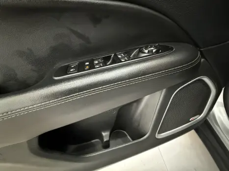 JEEP Compass 2.0 16V 4P S TURBO DIESEL 4X4 AUTOM�TICO, Foto 16