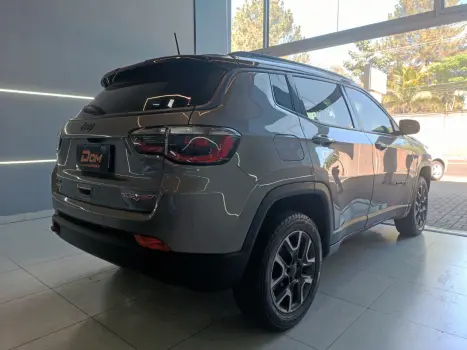 JEEP Compass 2.0 16V 4P 350 TRAILHAWK 4X4 TURBO DIESEL AUTOM�TICO, Foto 4