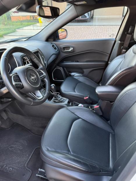 JEEP Compass 2.0 16V 4P S TURBO DIESEL 4X4 AUTOM�TICO, Foto 5