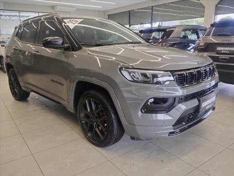 JEEP Compass 2.0 16V 4P HURRICANE 4 TURBO BLACKHAWK AUTOMÁTICO AT9, Foto 2