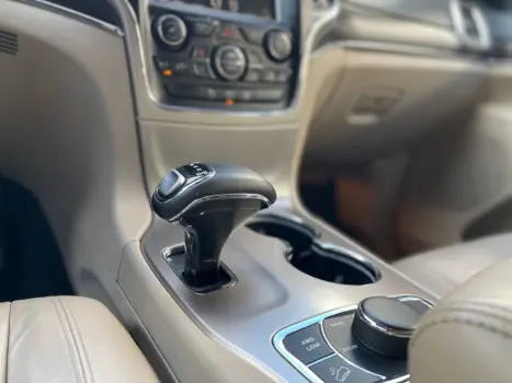 JEEP Grand Cherokee 3.0 V6 24V 4P 4X4 LIMITED TURBO DIESEL AUTOMTICO, Foto 10