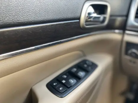 JEEP Grand Cherokee 3.0 V6 24V 4P 4X4 LIMITED TURBO DIESEL AUTOMTICO, Foto 11