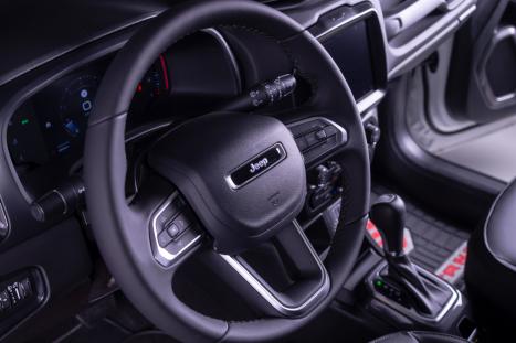 JEEP Renegade 1.3 16V 4P FLEX T270 LONGITUDE TURBO AUTOMTICO, Foto 6