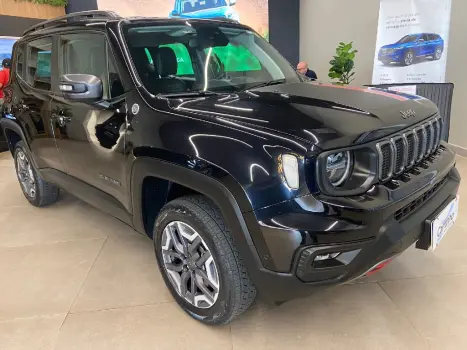 JEEP Renegade 1.3 16V 4P FLEX T270 TRAILHAWK 4X4 TURBO AUTOMTICO, Foto 3