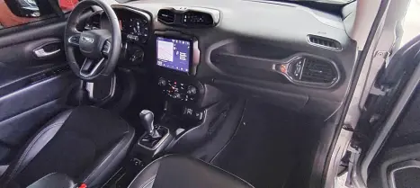 JEEP Renegade 1.3 16V 4P FLEX T270 LONGITUDE TURBO AUTOM�TICO, Foto 13