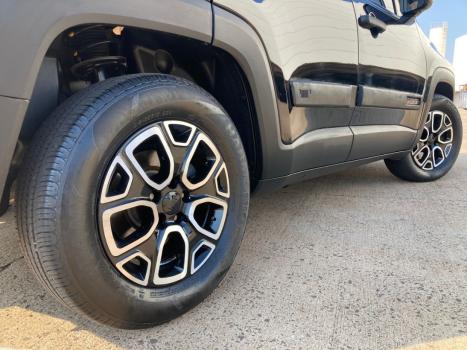 JEEP Renegade 1.8 16V 4P FLEX AUTOMÁTICO, Foto 7 JEEP Renegade 1.8 16V 4P FLEX AUTOMÁTICO, Foto 7