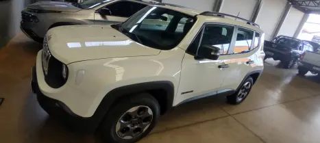 JEEP Renegade 1.8 16V 4P FLEX AUTOMÁTICO, Foto 4 JEEP Renegade 1.8 16V 4P FLEX AUTOMÁTICO, Foto 4