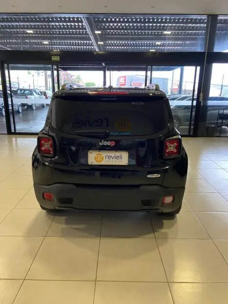 JEEP Renegade 1.8 16V 4P FLEX LONGITUDE AUTOMÁTICO, Foto 6 JEEP Renegade 1.8 16V 4P FLEX LONGITUDE AUTOMÁTICO, Foto 6